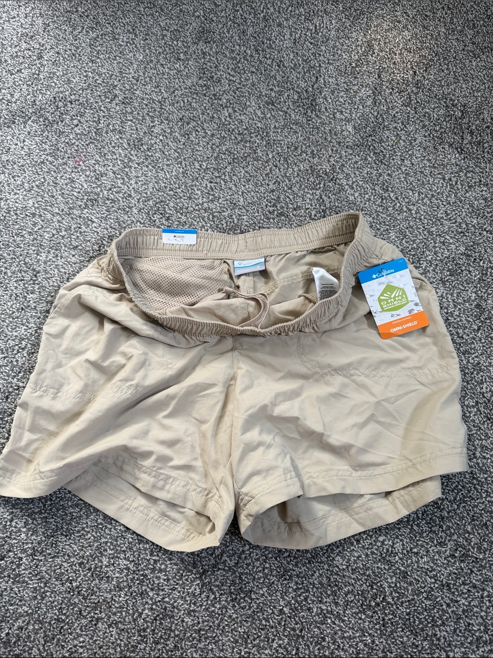 Columbia Women’s Beige Elastic Waist Outdoor Shorts